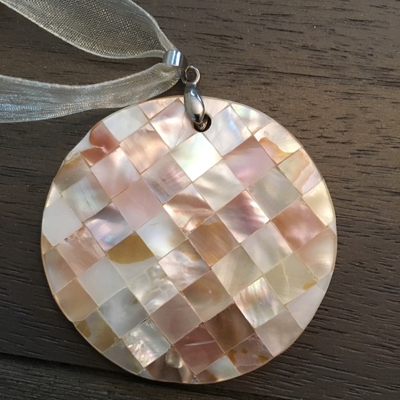Mother of Pearl Necklace with Ribbon - Picture 1 of 4